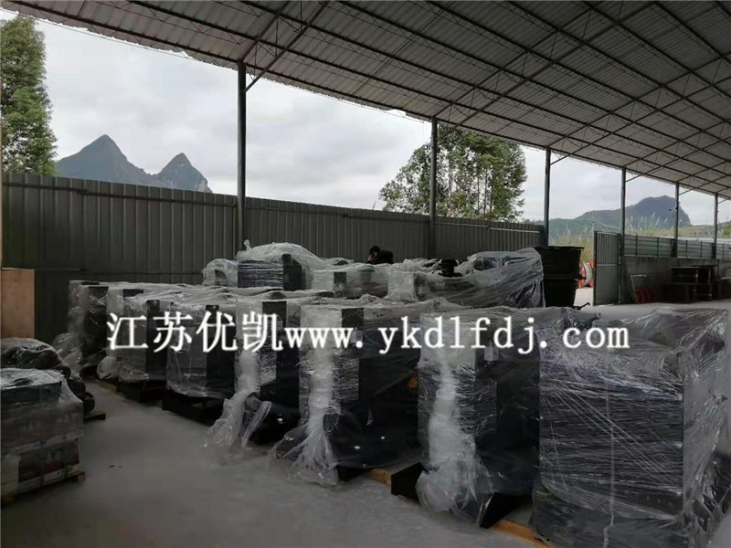 2020年12月3日，12臺(tái)上柴發(fā)電機(jī)組一批交付某項(xiàng)目工程使用