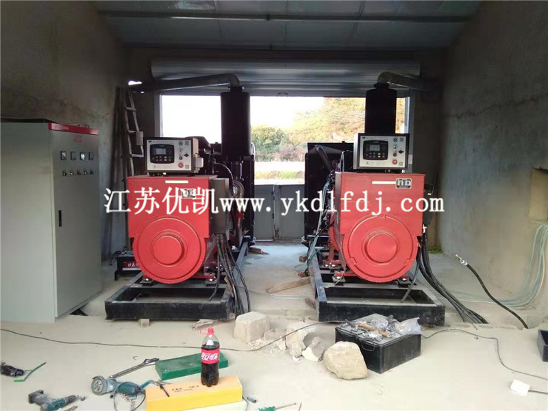 2020年12月21日，2臺(tái)400KW玉柴發(fā)電機(jī)組交付廣東信宜某工廠使用