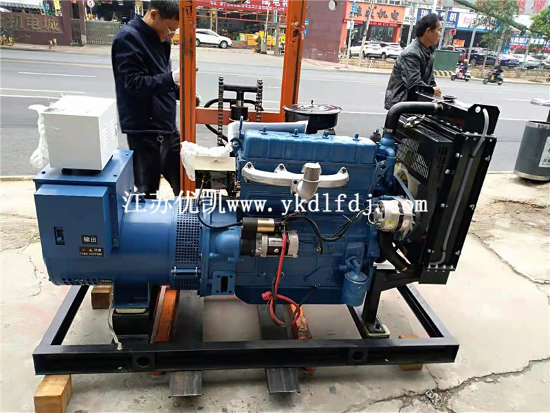 2021年4月5日，養(yǎng)殖客戶來拉走一臺30KW濰柴發(fā)電機組