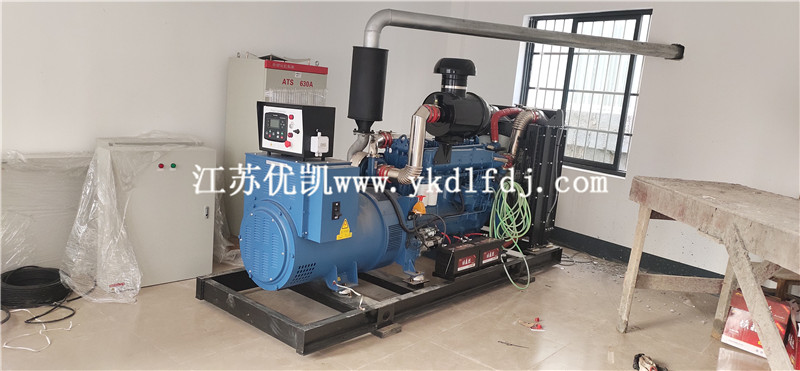 2021年4月30日，250KW濰柴發(fā)電機組1臺交付上林某大廈使用