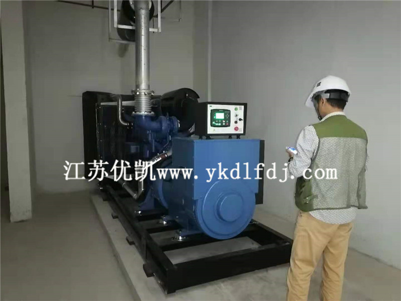 2021年6月30日，玉柴600KW柴油發(fā)電機組交付廣西南寧某中學使用