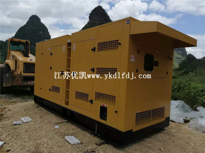 2021年7月10日，2臺玉柴400KW戶外靜音箱型發(fā)電機組交付廣西某項目使用